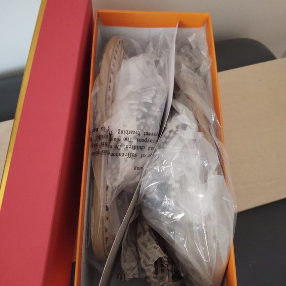 Kate Spade Thong slides New - Picture 4 of 5